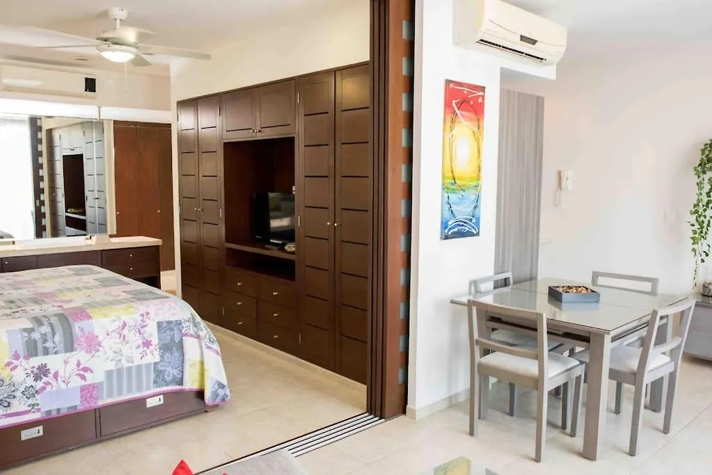 Apartment Amazing Actual Condo - Few Steps 5° Av Playa del Carmen