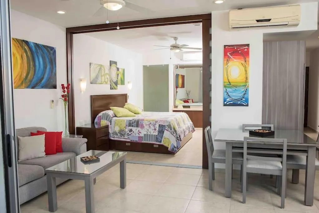 Apartment Amazing Actual Condo - Few Steps 5° Av Playa del Carmen Mexico